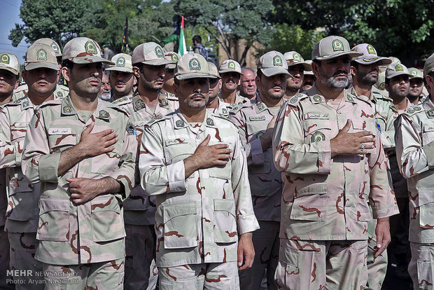  استقبال از پیکر ۱۷ شهید گمنام هشت سال دفاع مقدس در سنندج