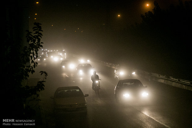 طوفان و گرد و غبار در تهران