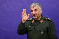 تصريحات قائد الحرس الثوري الايراني بشأن استعداد محور المقاومة لصد العدوان على سوريا