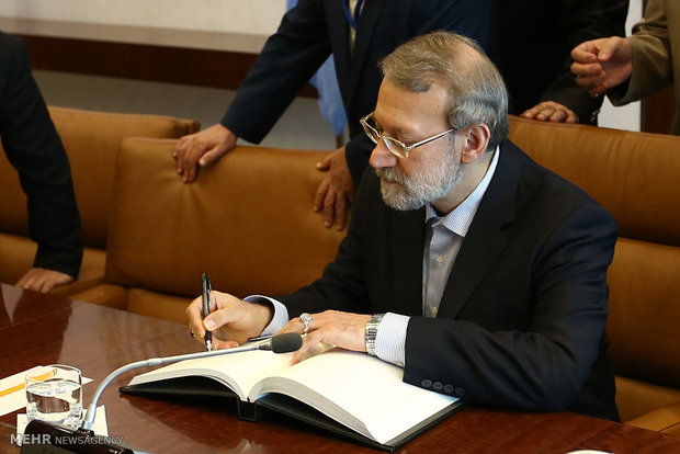 Larijani, Ban ki-Moon hold meeting