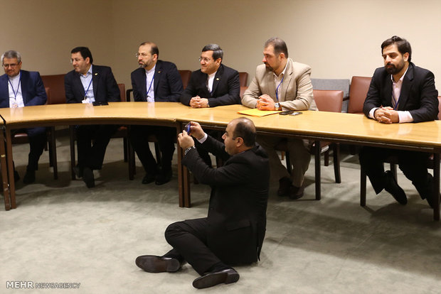 Larijani meets Syrian Parliament Speaker