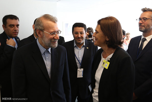 Larijani meets French Deputy Speaker Laurence Dumont