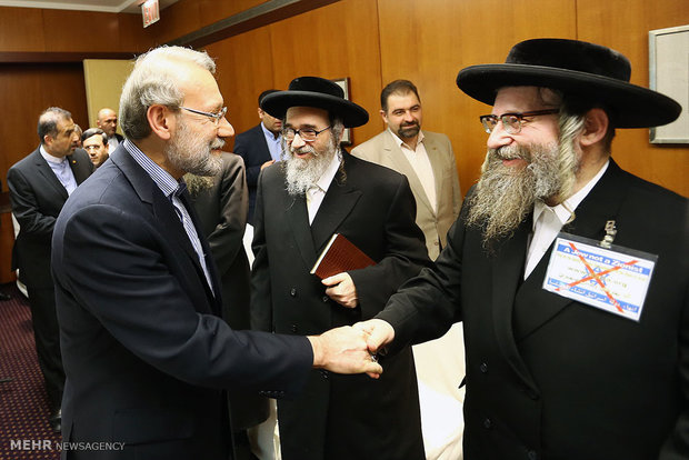 Larijani meets anti-Zionist Jews