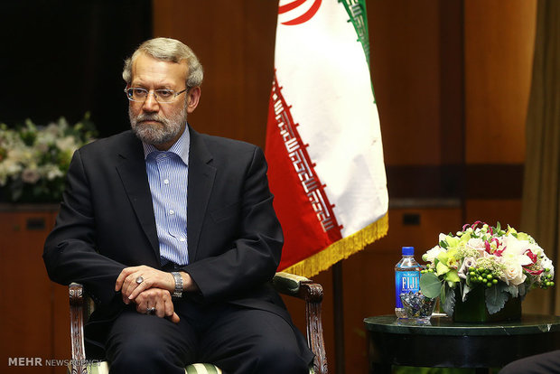 Larijani meets anti-Zionist Jews