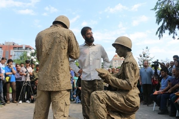  جشنواره تئاتر خیابانی شهروند لاهیجان آغاز شد