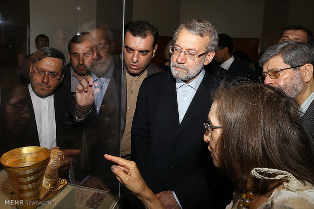 زيارة رئيس مجلس الشورى الاسلامي الايراني الى متحف متروبوليتان في نيويورك