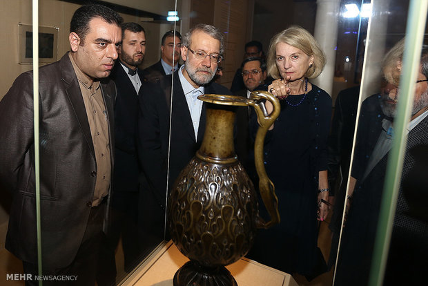 بازدید رئیس مجلس شورای اسلامی از موزه متروپولیتن نیویورک‎