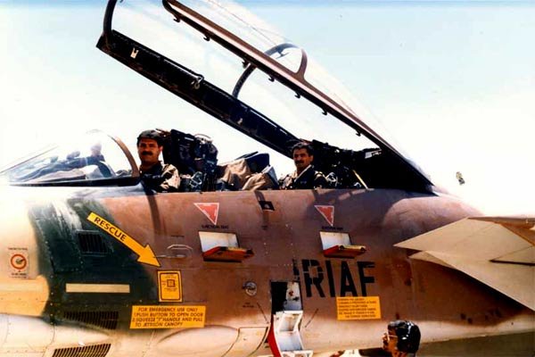 کتاب سال ارتش به چاپ ششم رسید/ روایتی از «نبرد در آسمان»