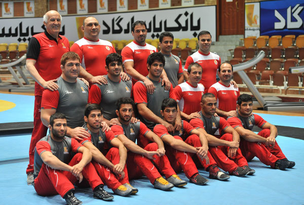 Iran’s national wrestling team departs for US