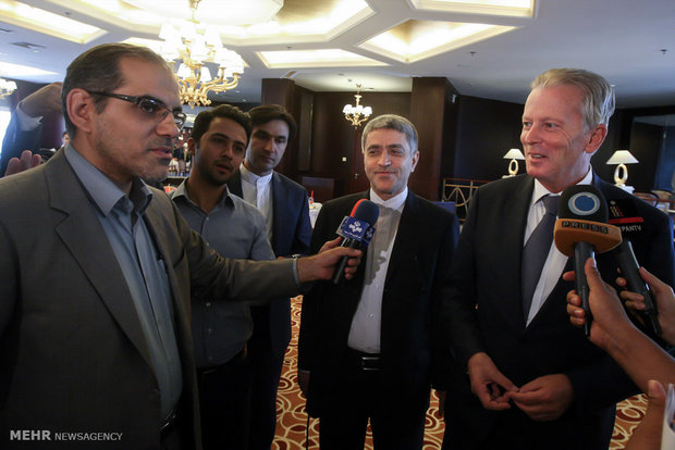 Iran, Austria economy ministers visit