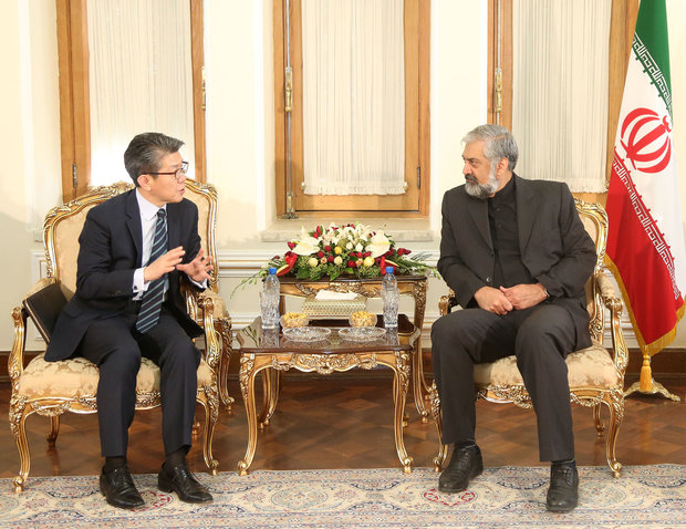  مسؤول كوري جنوبي يؤكد رغبة بلاده في تعزيز العلاقات مع ايران