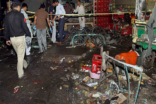 پشاورمیں پھندو چوک کے قریب دھماکے میں 5 افراد زخمی