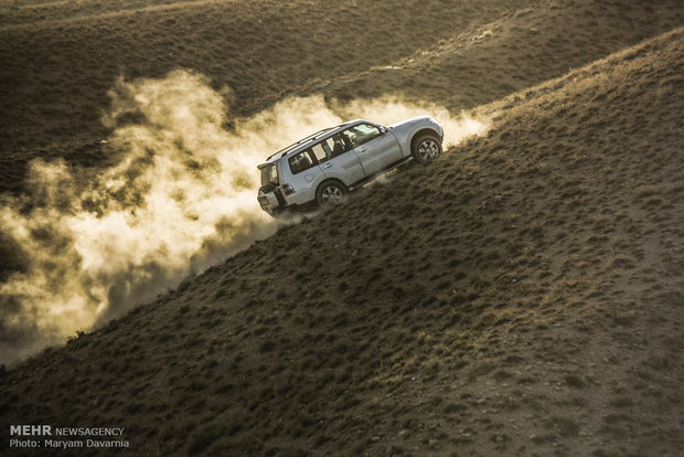 Esfarayen off-road competitions