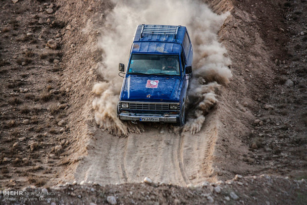 Esfarayen off-road competitions