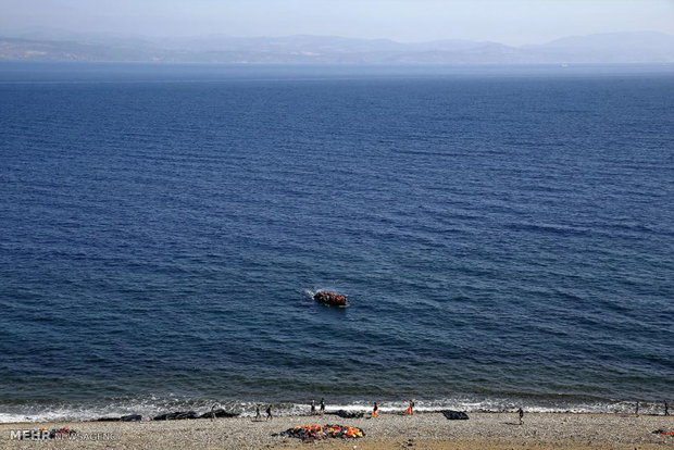 استمرار وصول اللاجئين الى جزيرة ليسبوس اليونانية