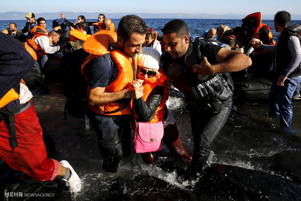 استمرار وصول اللاجئين الى جزيرة ليسبوس اليونانية