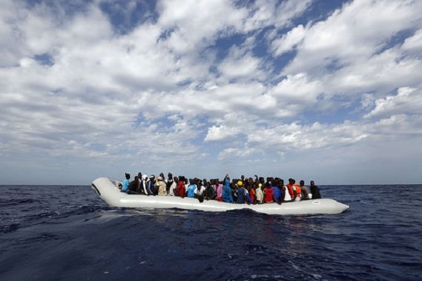 More than 473k migrants crossed the Mediterranean this year