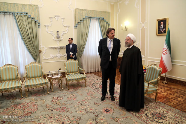 President Rouhani meets Dutch FM