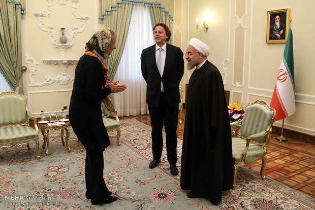 President Rouhani meets Dutch FM