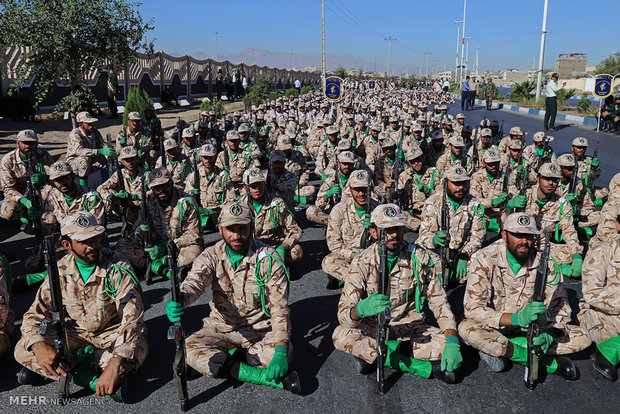 Armed forces parade in Yazd