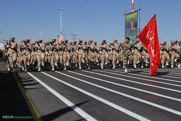 Armed forces parade in Yazd