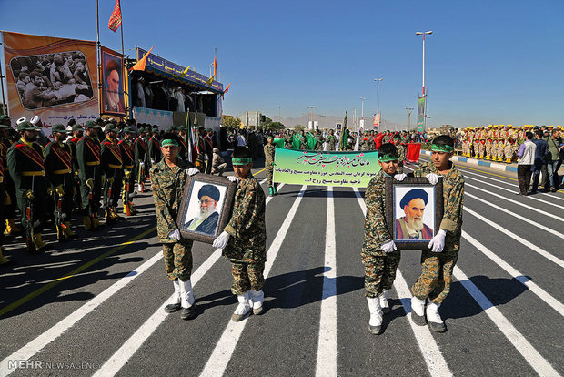 Armed forces parade in Yazd