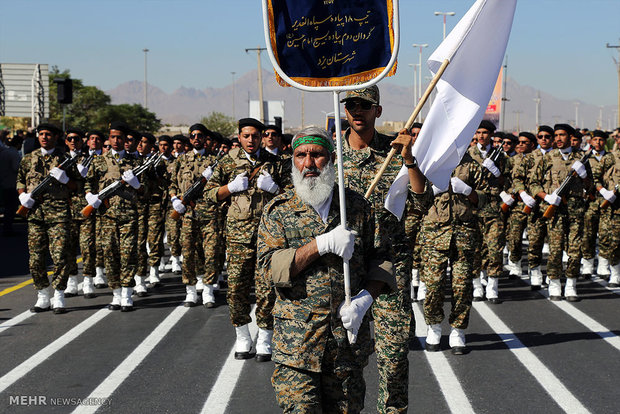 Armed forces parade in Yazd