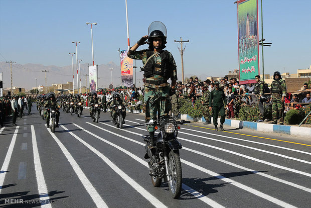 Armed forces parade in Yazd