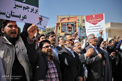 مردم مشهد طی تجمعی معترضانه خواستار تعطیلی سفارت عربستان شدند