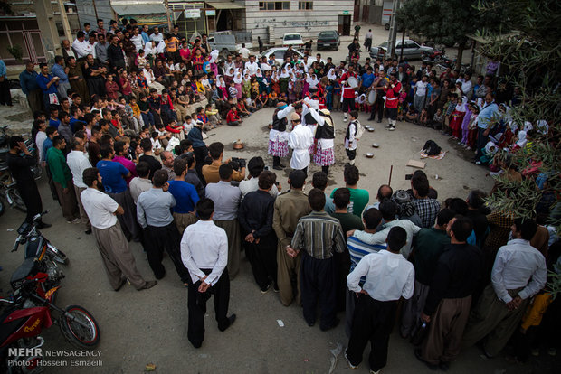 İran'ın Küdistan eyaletinde soskak tiyatrosu festivali