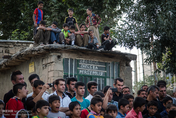 İran'ın Küdistan eyaletinde soskak tiyatrosu festivali