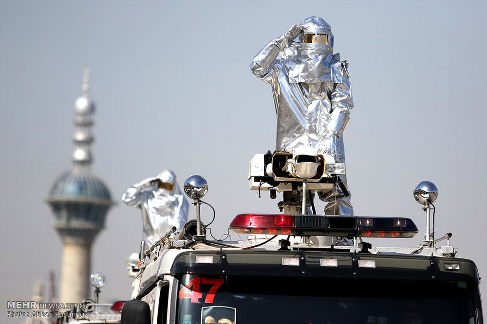 Isfahan, Mashhad firefighters go on parade