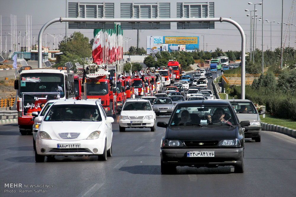 Isfahan, Mashhad firefighters go on parade