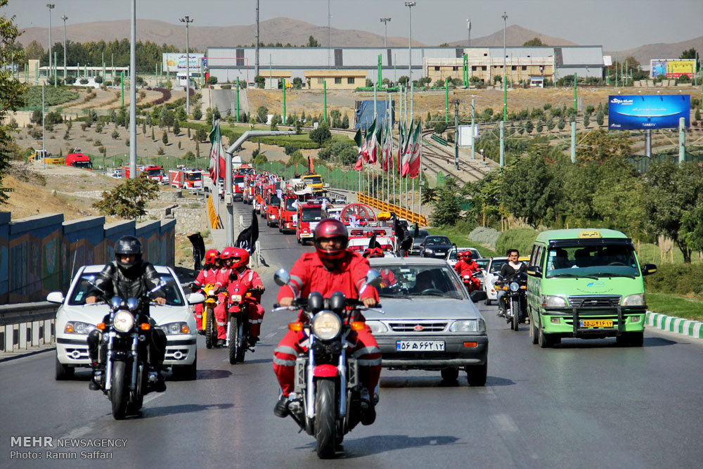 Isfahan, Mashhad firefighters go on parade