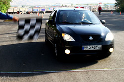 نخستین دوره حرکات نمایشی اتومبیل های ورزشی در گرگان برگزار شد
