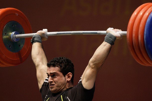 Iran’s Moradi sets two new world records