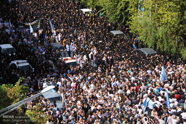 تشییع پیکر جانباختگان فاجعه منا در تهران