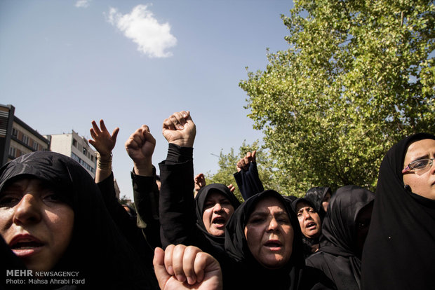 تشییع پیکر جانباختگان فاجعه منا در تهران