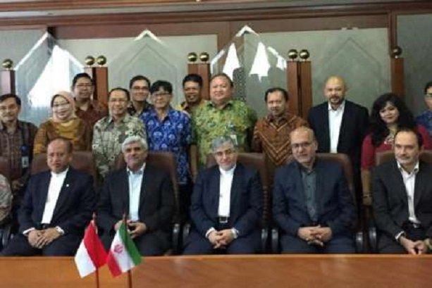 Iran, Indonesia call for scientific coop.