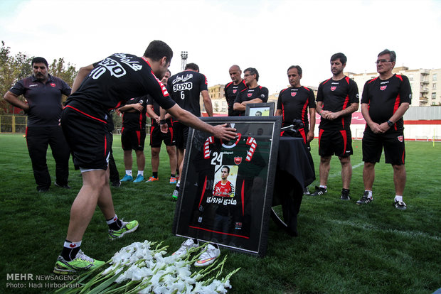 Persepolis honors departed Capitan 