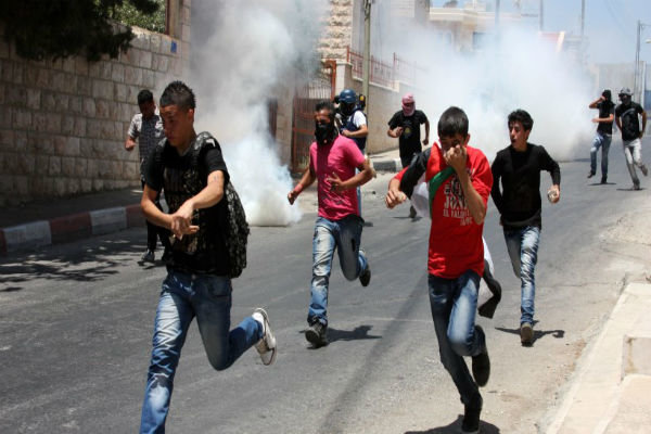 تظاهرات صدها صهیونیست در مقابل خانه نتانیاهو/ زخمی شدن۵۰۰ فلسطینی