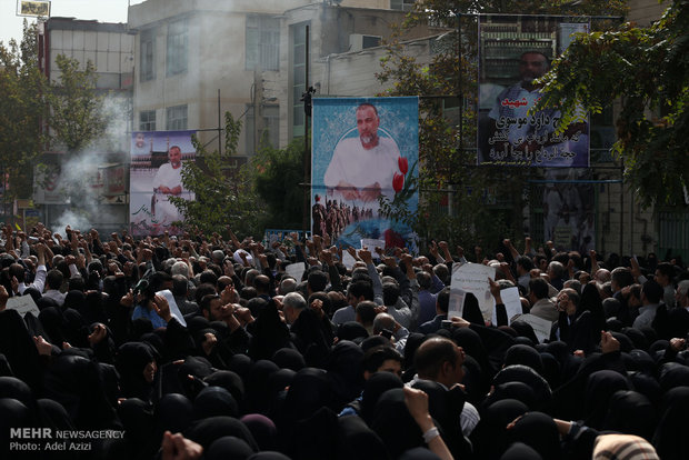 تشییع پیکر جانباز داود موسوی از جانباختگان حادثه منا