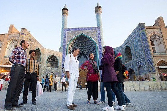 اصفهان در دوراهی توسعه و بقا؛کارشناسان برای نجات نصف‌جهان نسخه پیچیدند