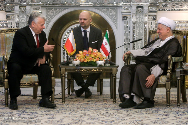 Rafsanjani meets Polish official