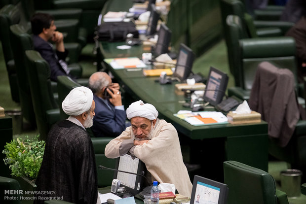 بررسی برجام در صحن علنی مجلس شورای اسلامی