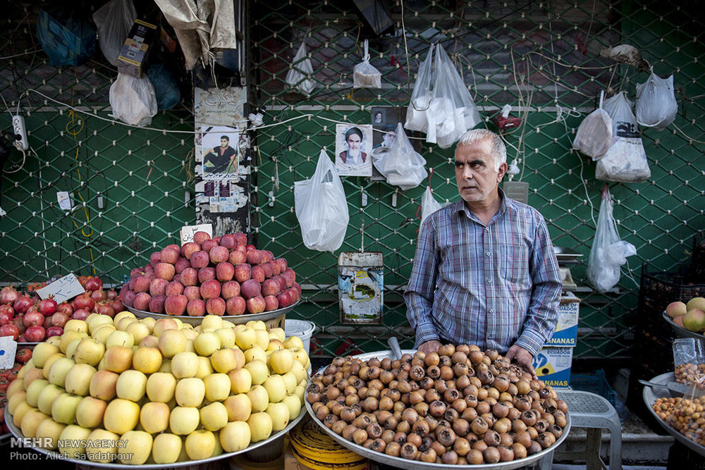 بازار گلستان در چنبره گرانی؛ مردم زیر فشار، مسئولان پای نظارت