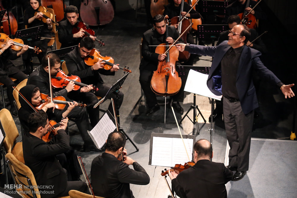 Mehr News Agency - Tehran Orchestra performs Ashura Opera