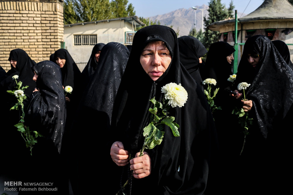 مراسم تشییع دو شهید گمنام در دانشکده شهید مطهری