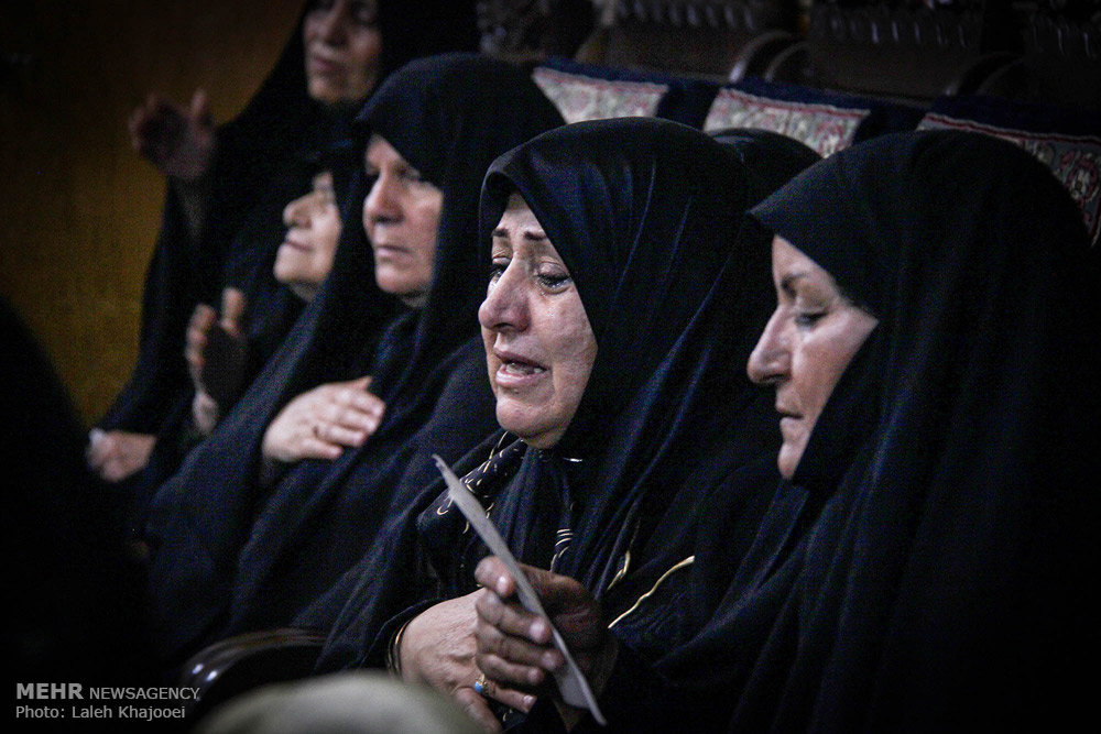 Women attend mourning ceremonies in Muharram