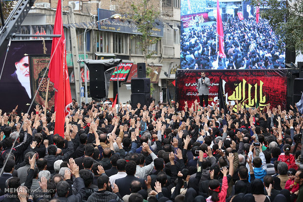 Bugün İran’da ve dünyada Tasua matemi yapılıyor